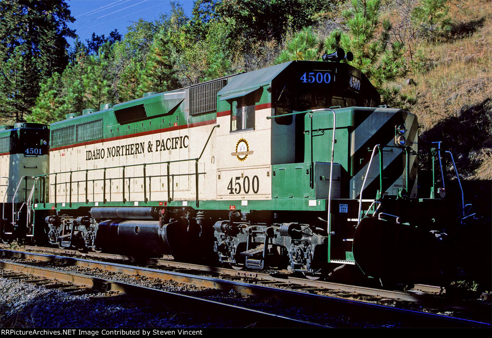 Idaho Northern & Pacific GP40 #4500